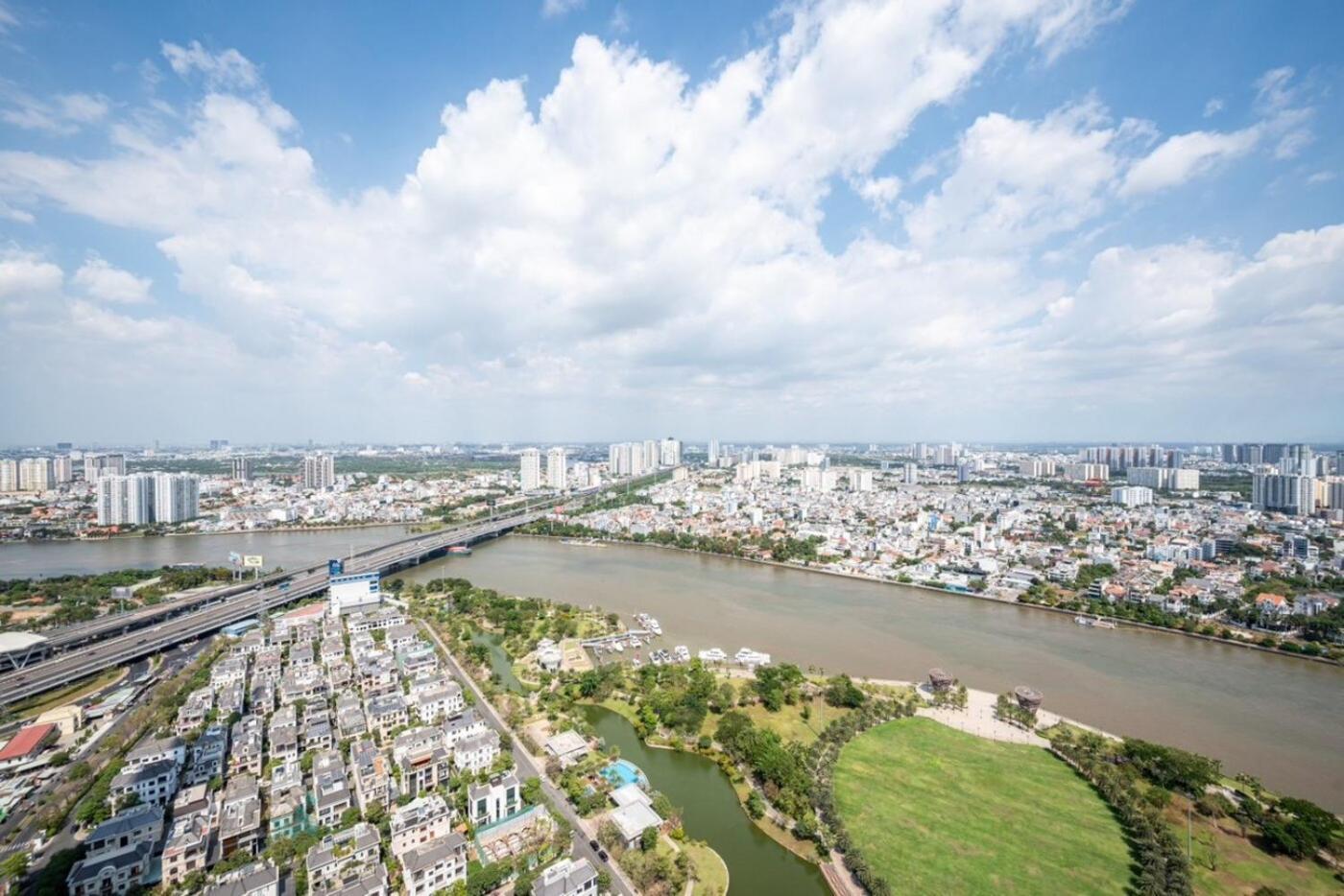 The Landmark Residences & - Vinhomes Central Khách sạn hẻo lánh 4*